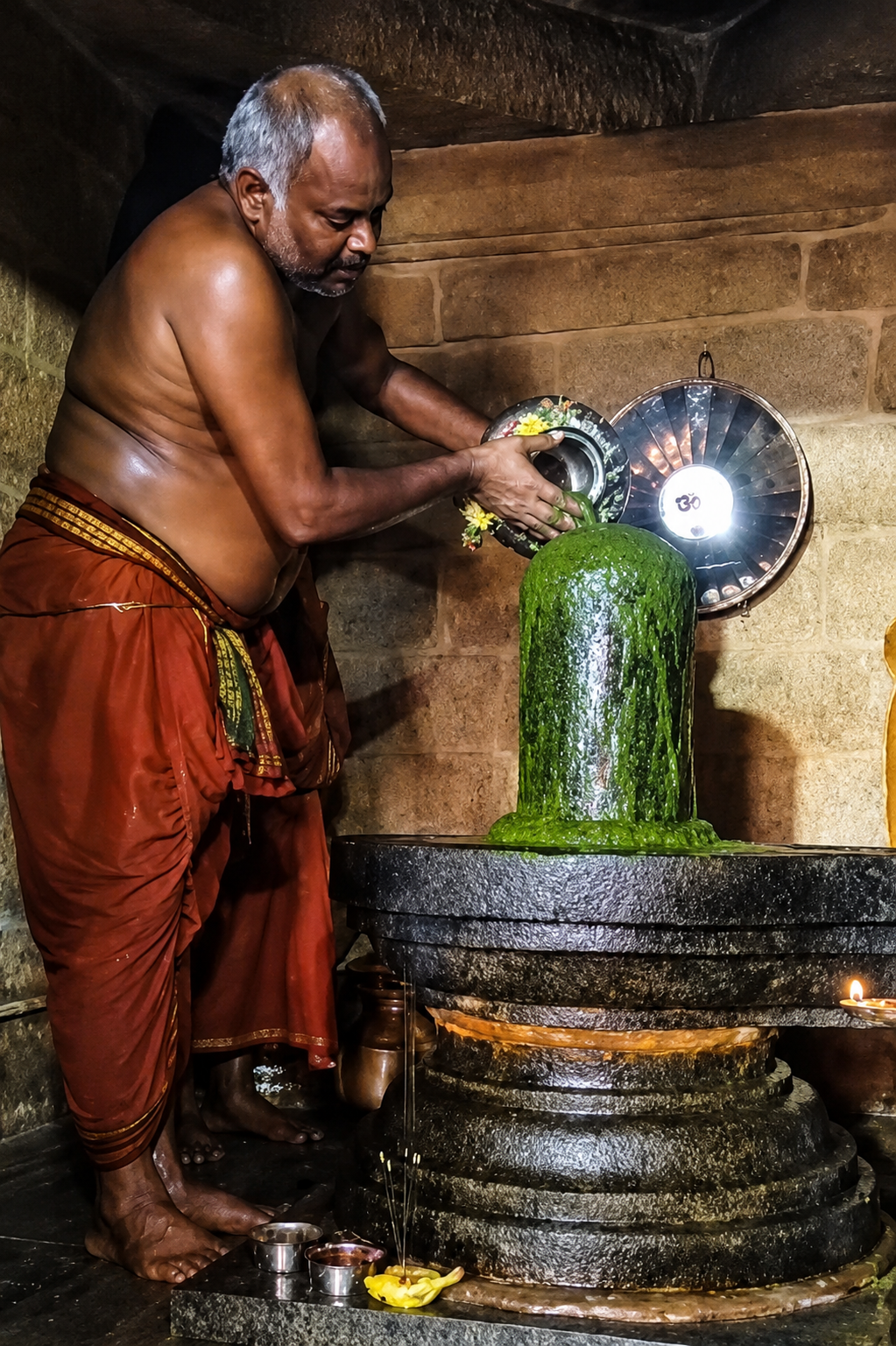 Sacred Shiva lingam abhishekam